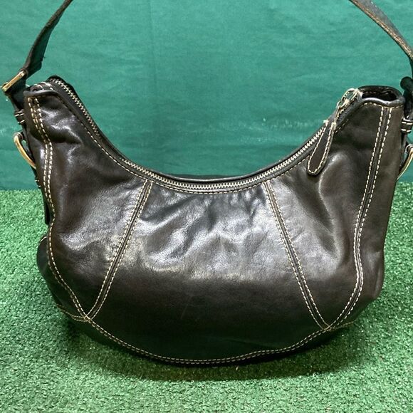 Michael Kors Brown shoulder hobo bag (OKPM-03-014) - Picture 1 of 13